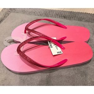 Woman’s Pink/Ombré Flip Flops